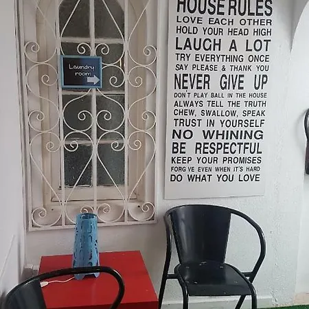 Hostel Wish & *